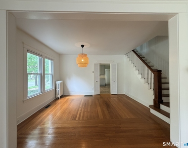 304 304 Central Avenue - Photo Thumbnail 11