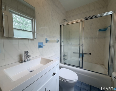 304 304 Central Avenue - Photo Thumbnail 17