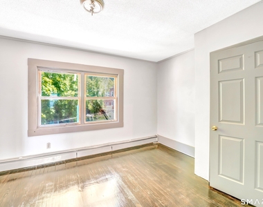 108 Ives Street - Photo Thumbnail 6