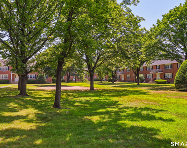 9 Grandview Drive - Photo Thumbnail 3