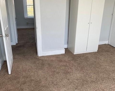 92 Terrace Avenue - Photo Thumbnail 15