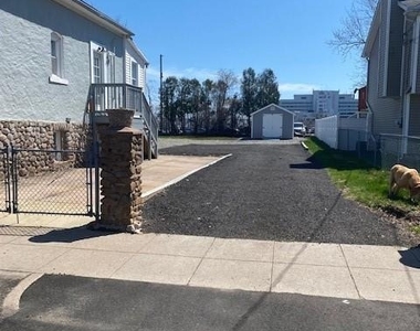 92 Terrace Avenue - Photo Thumbnail 2