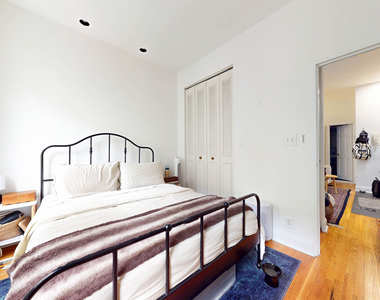 330 East 93rd Street - Photo Thumbnail 6