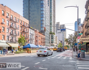 330 East 93rd Street - Photo Thumbnail 14