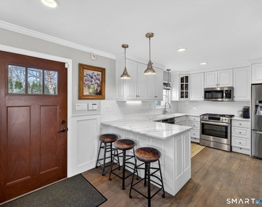 5 Woodland Drive - Photo Thumbnail 5