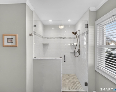 5 Woodland Drive - Photo Thumbnail 21