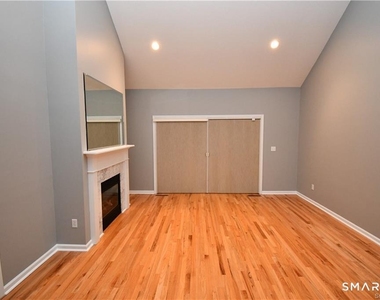 39 Ives Street - Photo Thumbnail 4