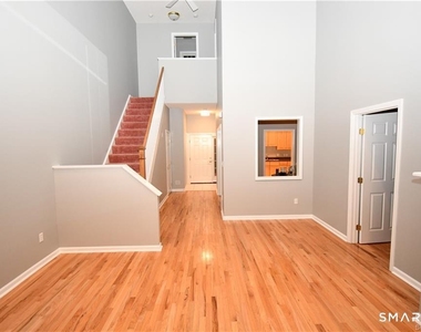 39 Ives Street - Photo Thumbnail 5