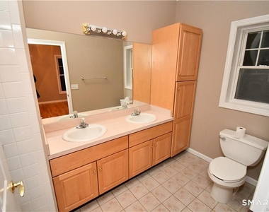 39 Ives Street - Photo Thumbnail 7