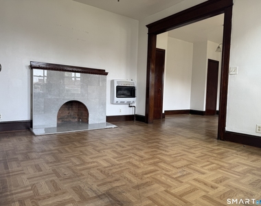 227 Olivia Street - Photo Thumbnail 5