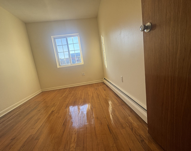 2413 Albemarle Road - Photo Thumbnail 5