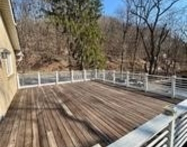 945 Stanton Ave - Photo Thumbnail 15