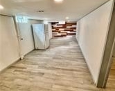 945 Stanton Ave - Photo Thumbnail 11