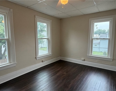 1700 5th Ave - Photo Thumbnail 10