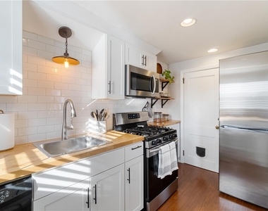 494 Serpentine Drive - Photo Thumbnail 18