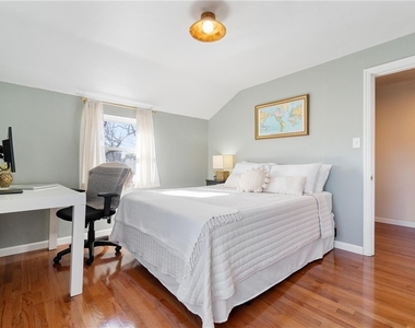 494 Serpentine Drive - Photo Thumbnail 23