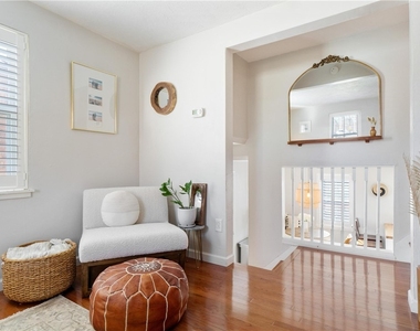 494 Serpentine Drive - Photo Thumbnail 10