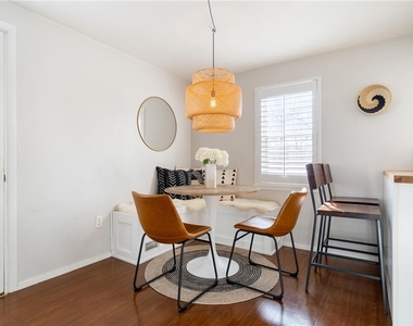 494 Serpentine Drive - Photo Thumbnail 12