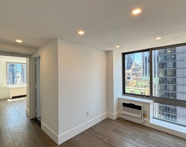  West 47th Street - Photo Thumbnail 6