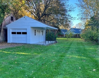 308 Hartford Place - Photo Thumbnail 17