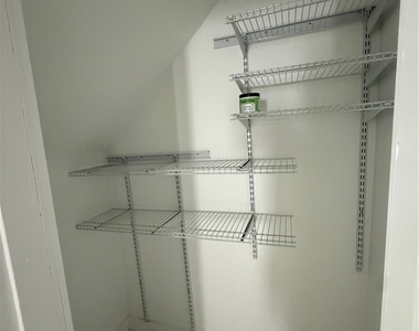 610 N Mcbride Street - Photo Thumbnail 5