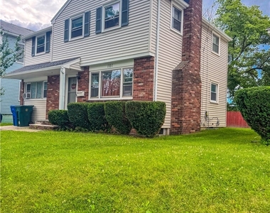 101 Pittsford Street - Photo Thumbnail 1