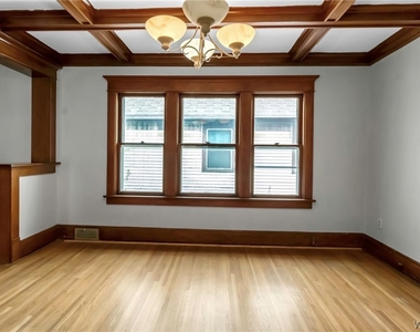 2514 Delaware Avenue - Photo Thumbnail 10
