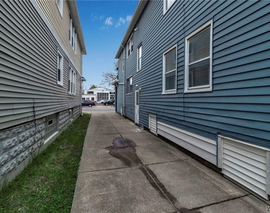 2514 Delaware Avenue - Photo Thumbnail 2