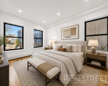 445 Classon Ave - Photo Thumbnail 2