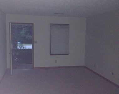 103 Appleton Boulevard - Photo Thumbnail 13