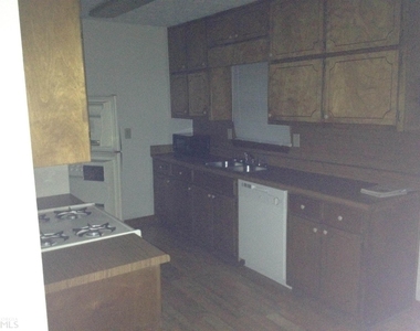 103 Appleton Boulevard - Photo Thumbnail 36