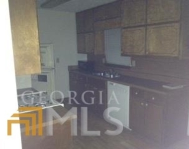 103 Appleton Boulevard - Photo Thumbnail 4