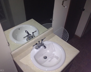 103 Appleton Boulevard - Photo Thumbnail 18