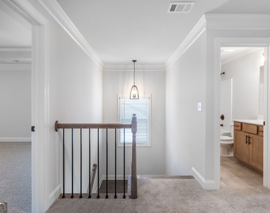 448 Banff Drive - Photo Thumbnail 11