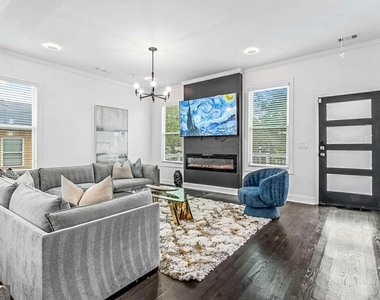 620 Echo Street Nw - Photo Thumbnail 6