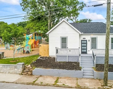 620 Echo Street Nw - Photo Thumbnail 2