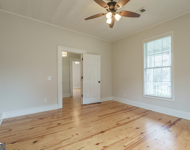 696 North Avenue - Photo Thumbnail 7
