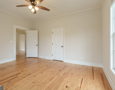 696 North Avenue - Photo Thumbnail 9