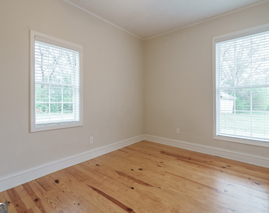 696 North Avenue - Photo Thumbnail 20