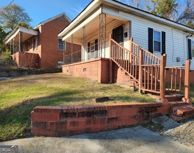 2127 Walnut Street - Photo Thumbnail 1