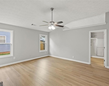 4680 Sterling Oaks Court - Photo Thumbnail 21