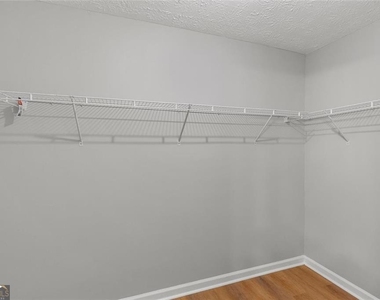 4680 Sterling Oaks Court - Photo Thumbnail 29
