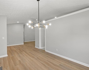 4680 Sterling Oaks Court - Photo Thumbnail 13