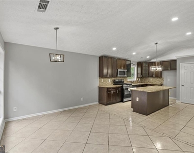 4680 Sterling Oaks Court - Photo Thumbnail 14
