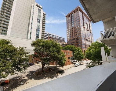 44 Peachtree Place Nw - Photo Thumbnail 12