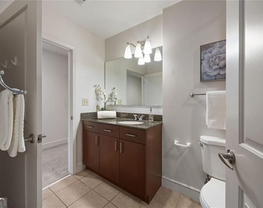 44 Peachtree Place Nw - Photo Thumbnail 10