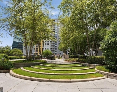 44 Peachtree Place Nw - Photo Thumbnail 17