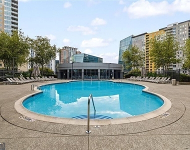 44 Peachtree Place Nw - Photo Thumbnail 20