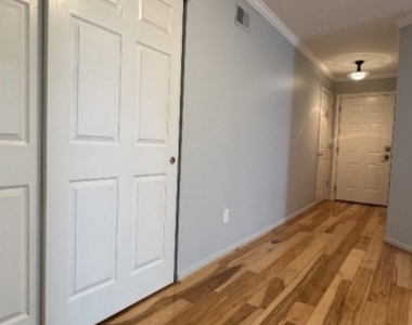 81 Crestview Ln - Photo Thumbnail 4