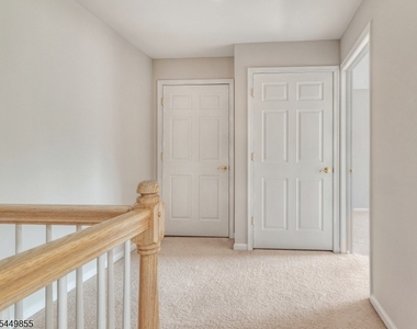 408 Kensington Ln - Photo Thumbnail 28